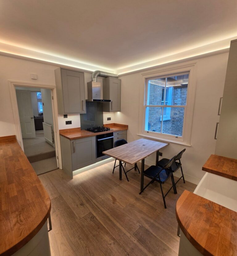 AFTER BUILDERS CLEANING